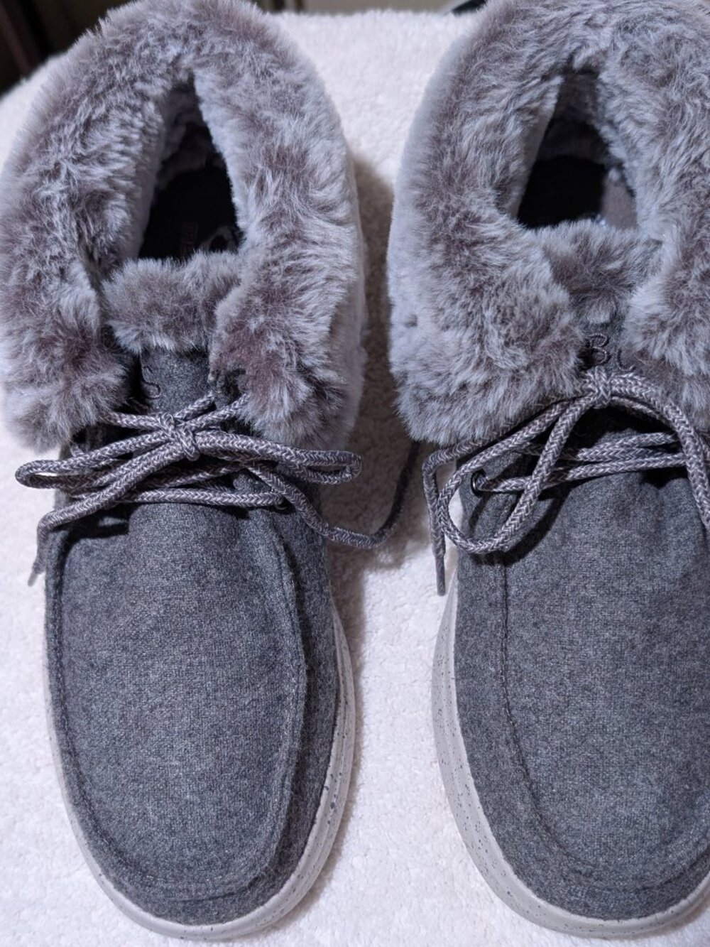 Skechers BOBS Skipper Cotton Tails Gray Faux Fur Chukka Booties Womens 8.5M